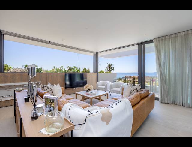 4 BEDROOM APARTMENT TO LET IN FRESNAYE